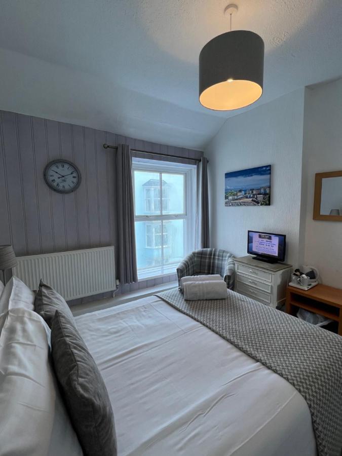 Lindholme Guest House Tenby Eksteriør billede